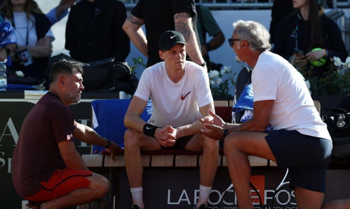 Sinner sa thải thầy cũ của Djokovic ngay trước thềm Wimbledon 2025