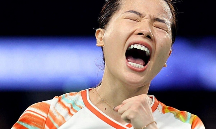 Thắng kịch tính, Nguyễn Thùy Linh giành quyền vào chung kết Canada Open 2025