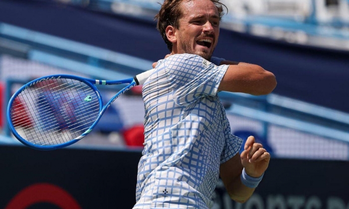 Medvedev có hành động xấu xí sau thất bại ở Washington Open 2025