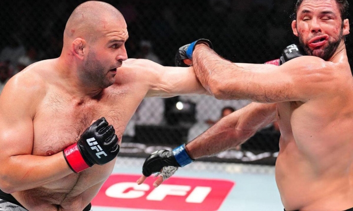 UFC thanh lí ngôi sao hạng nặng có thành tích 'khủng'