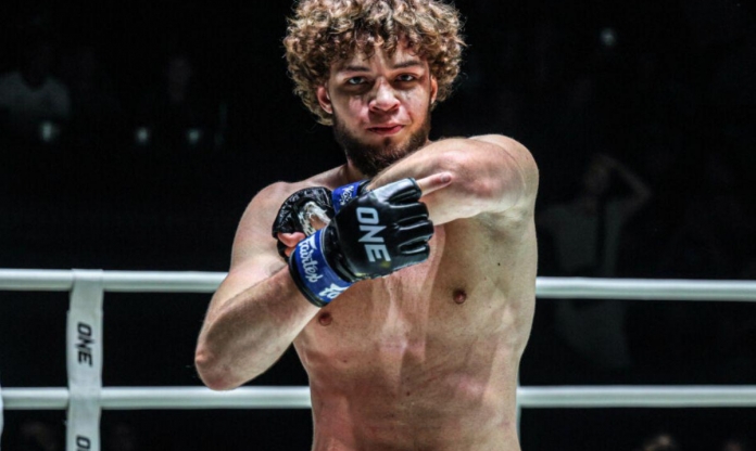 ONE Friday Fights 121: Bakhtin xử đẹp Tengnueng, cơn mưa knock-out xuất hiện