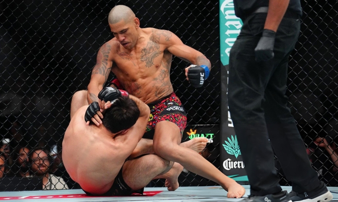 Alex Pereira từ chối khéo Khamzat Chimaev, muốn tìm kiếm thử thách mới