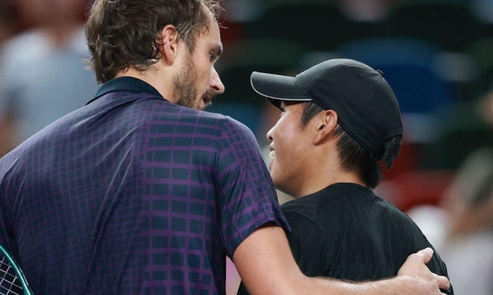 Medvedev tấm tắc khen ngợi, so sánh tay vợt gốc Việt với Sinner-Alcaraz