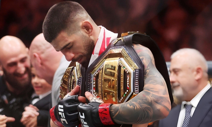 Đai hạng nhẹ UFC của Ilia Topuria bị đe dọa
