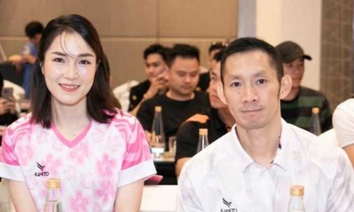 Bà xã Nguyễn Tiến Minh bền bỉ ở tuổi 33, hóa người hùng của cầu lông Việt Nam