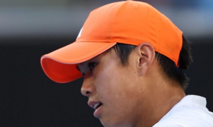 Learner Tien 'hủy diệt' Medvedev, lần đầu vào tứ kết Grand Slam