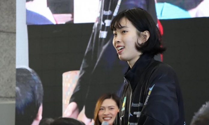 Nghỉ thi đấu, chủ công Thanh Thúy làm điều ý nghĩa tại Nhật Bản