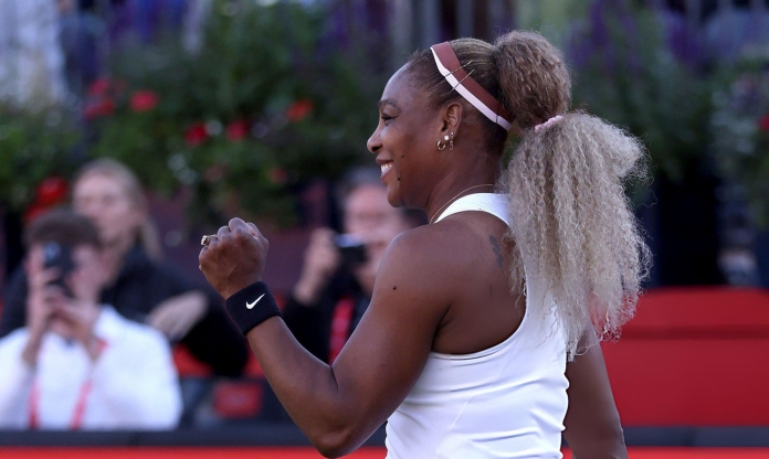 Huyền thoại Serena Williams thắng đối thủ đẳng cấp trong ngày tái xuất