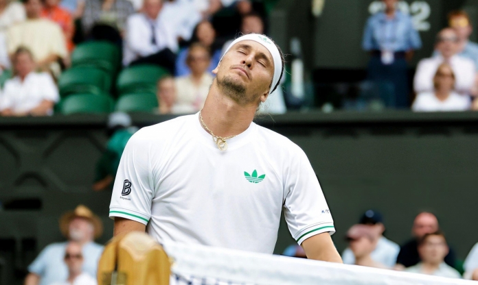 Zverev giải thích lí do vì sao chơi tệ trên sân cỏ
