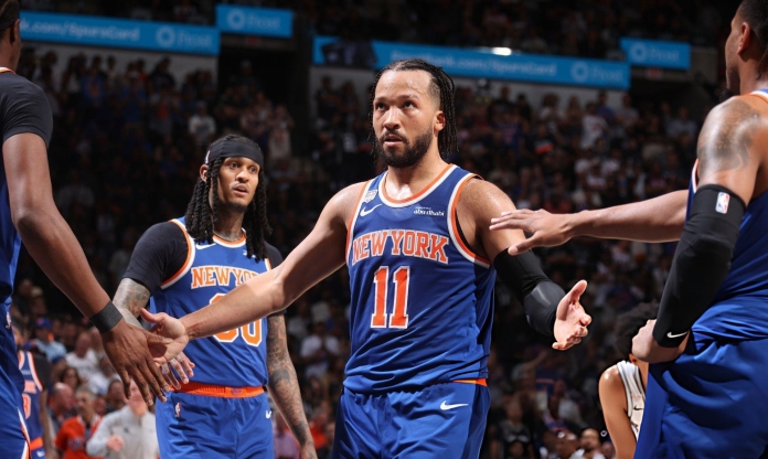 Brunson ném 'cháy rổ', New York Knicks đăng quang NBA 2025-2026