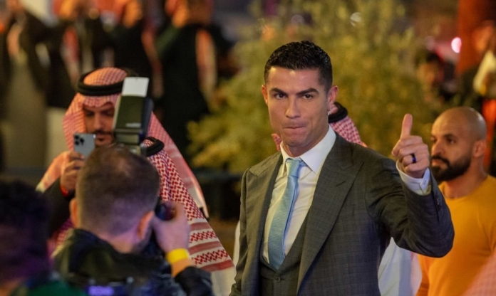 Cung phụng Ronaldo, Al Nassr chi đậm sắm huyền thoại của Real Madrid?