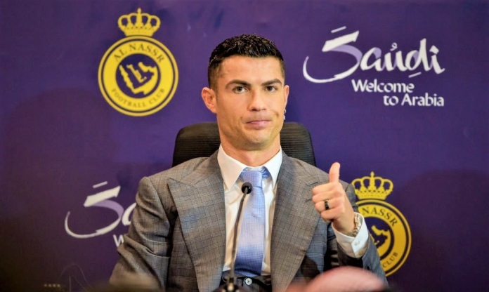 Không phải Mourinho, Ronaldo chính thức có HLV mới tại Al Nassr
