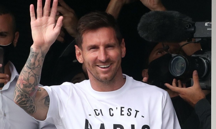 Chia tay PSG, Messi hóa 'thần tài' ở bến đỗ mới
