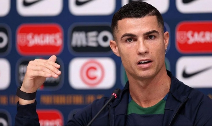 Ronaldo nổi cơn lôi đình, bỏ ngang họp báo vì lý do khó hiểu