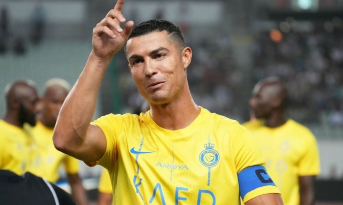 Ronaldo lập 2 siêu phẩm, Al Nassr bay cao tại Cúp C1 châu Á