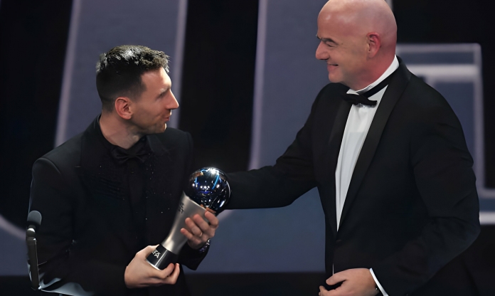 CĐV quốc tế phản ứng dữ dội sau khi Messi giành FIFA The Best 2023