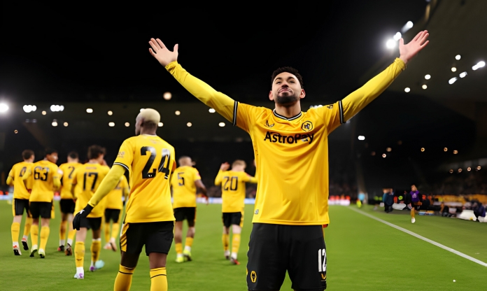 Wolves kịch tính vượt qua Brentford tại vòng 3 FA Cup sau 120 phút