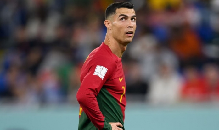 Ronaldo chính thức bị vượt mặt ở giải thưởng danh giá nhất châu lục