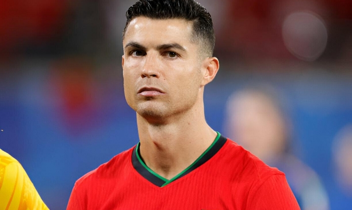 Khởi đầu tịt ngòi, rộ tin Ronaldo sẽ phải ngồi dự bị tại Euro 2024