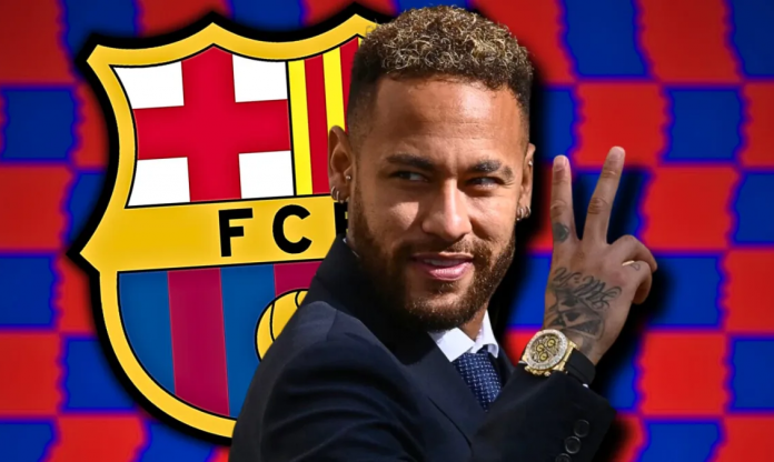 Neymar đưa ra tuyên bố về việc tái xuất Barca