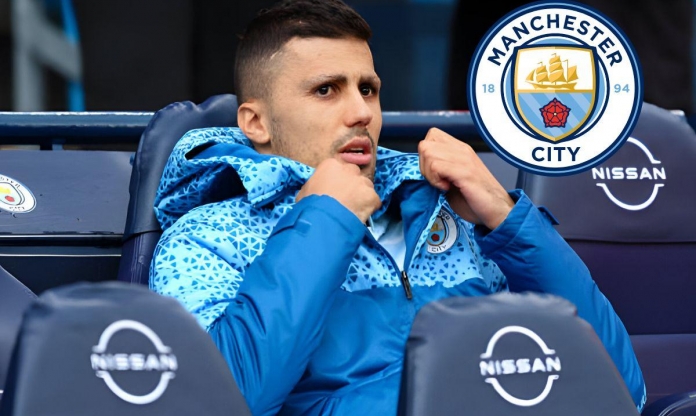 Cắt đứt liên lạc, Rodri có thể phải trả giá tại Man City