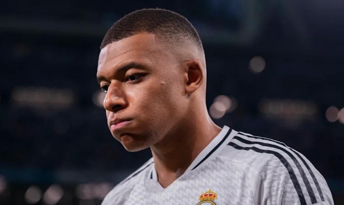 Mbappe phản ứng 'ngã ngửa' khi bị cảnh sát điều tra