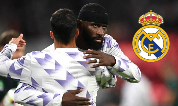 Thua thảm Barca, Real Madrid nhận luôn 2 tin 'báo động' từ trụ cột