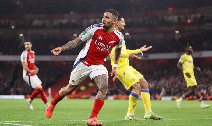 Jesus lập hat-trick, Arsenal nhọc nhằn tiến vào bán kết Carabao Cup