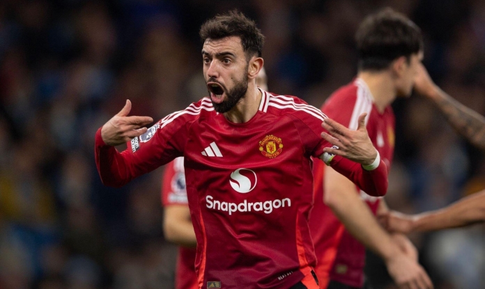 Bruno Fernandes bật khóc khi không được gia nhập Tottenham