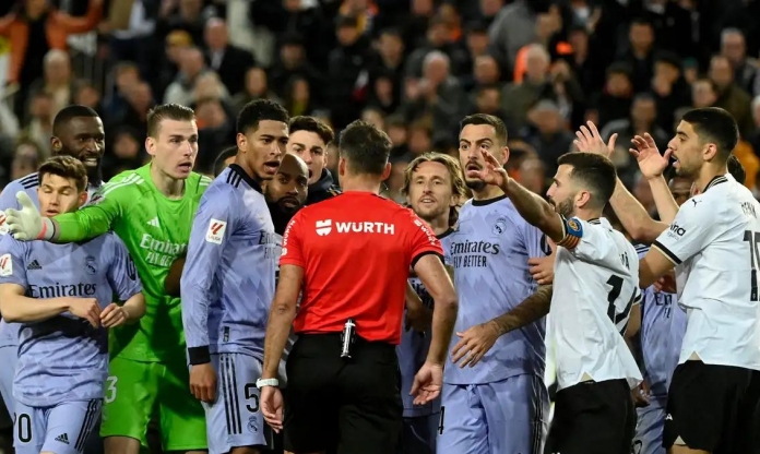 Real Madrid tiếp tục gây áp lực lên 1 trọng tài ở La Liga