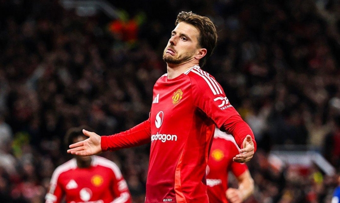Lập cú đúp siêu phẩm cho MU, Mason Mount trải lòng đầy cảm xúc