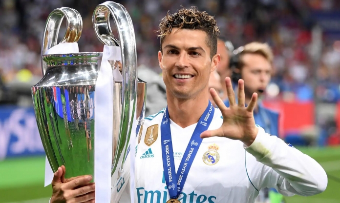 Chán ngấy Al Nassr, Ronaldo được thông báo về việc tái xuất Real Madrid