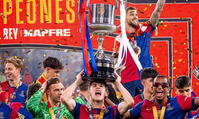 Barca bất ngờ nhận đòn đau từ công thần số 1