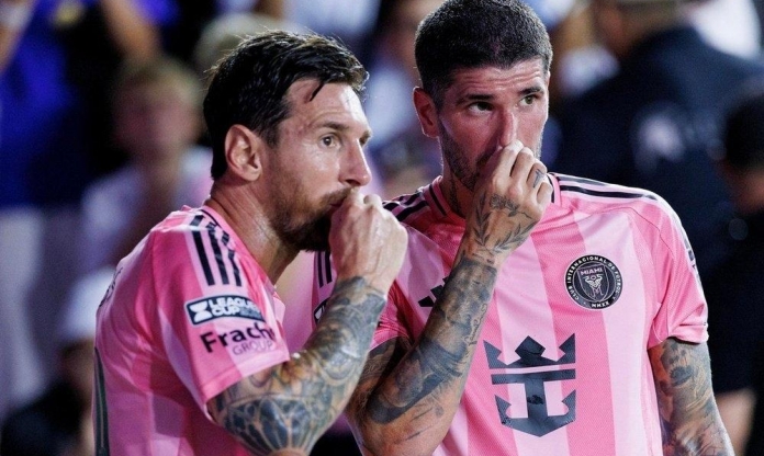 'Cánh tay phải' đắc lực của Messi nhận án phạt từ MLS