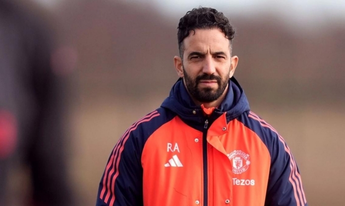 Thay Amorim, MU nhắm HLV tệ nhất lịch sử của Chelsea