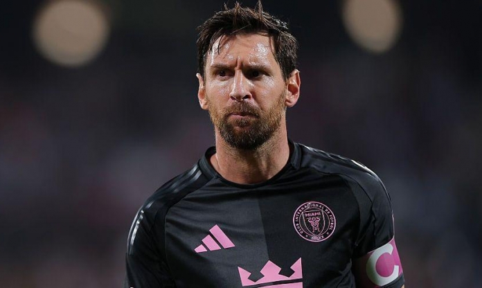 Lionel Messi phá kỷ lục lịch sử của Argentina