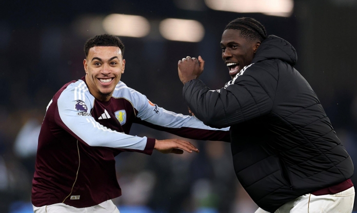 Lộ diện 'hung thần' khiên MU ôm hận