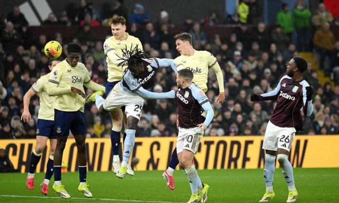 Thua đau Everton, Aston Villa lỡ cơ hội vượt Man City