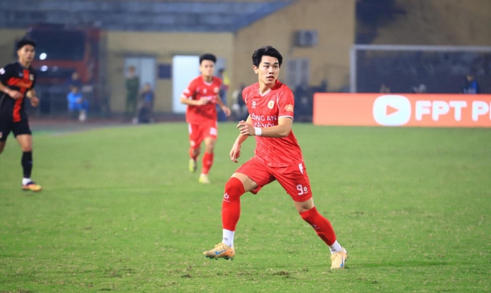 Đình Bắc lên tiếng khi tái xuất V-League, cùng CAHN đánh bại Ninh Bình