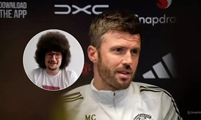 HLV Carrick nói lời thật lòng khi CĐV MU mãi không được cắt tóc