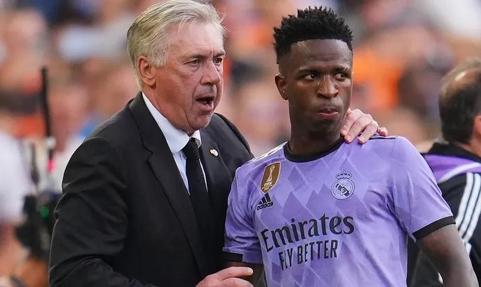 HLV Carlo Ancelotti chỉ trích Vinicius Jr