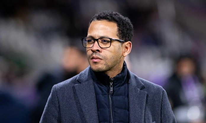 HLV Liam Rosenior nói gì sau khi Chelsea hòa cay đắng trước Burnley?