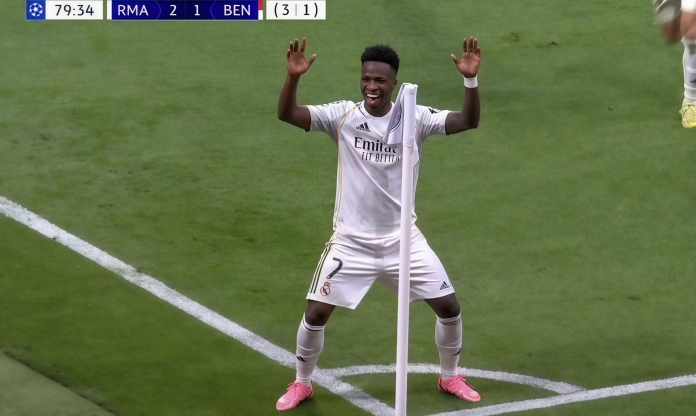 Vinicius Jr lại ăn mừng thái quá tại Champions League