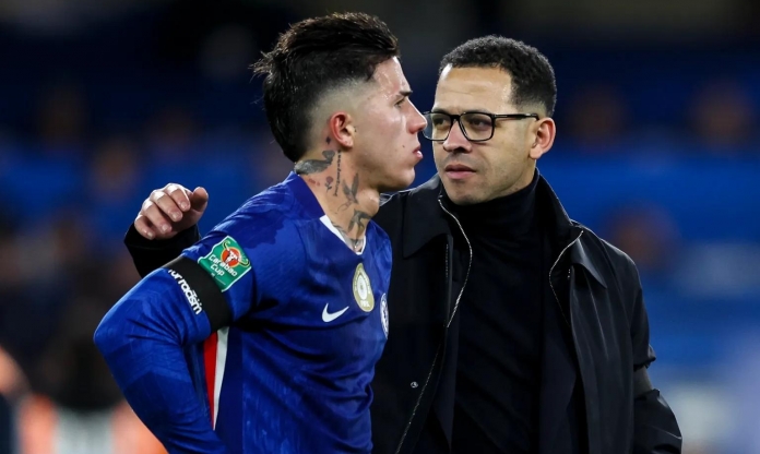 Chelsea bất ngờ bắt được 'kẻ nội gián' ở 2 trận thua PSG