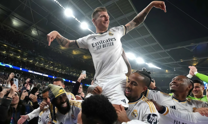 Toni Kroos phá vỡ sự im lặng về việc tái xuất Real Madrid