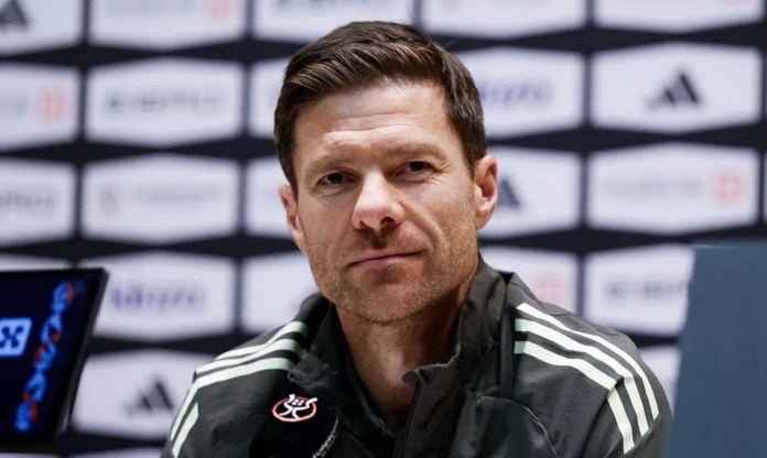 Không phải Liverpool, HLV Xabi Alonso liên hệ tiếp quản CLB vĩ đại nước Anh