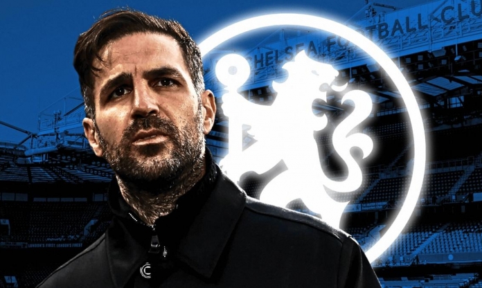 HLV Cesc Fabregas chính thức lên tiếng về việc trở lại Chelsea