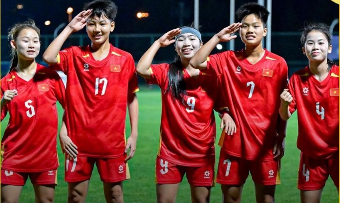 CĐV Trung Quốc nói thẳng 1 điều khi Việt Nam vào tứ kết giải châu Á