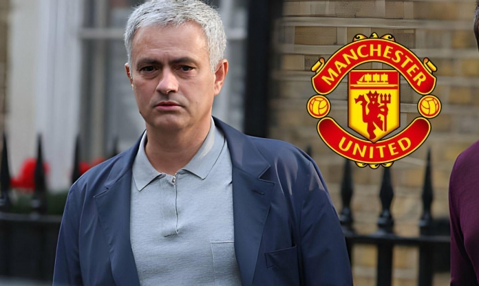 Bổ nhiệm Mourinho, Real Madrid chọn mua luôn thần đồng '100 năm có 1' của MU