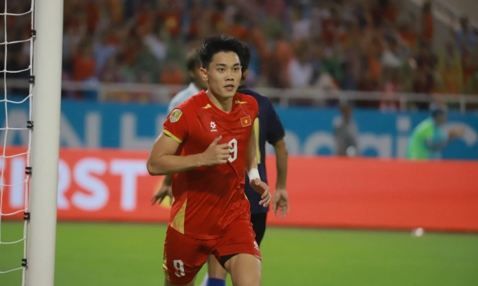 Đình Bắc thốt lên 1 điều khi tỏa sáng giúp Việt Nam đả bại Campuchia